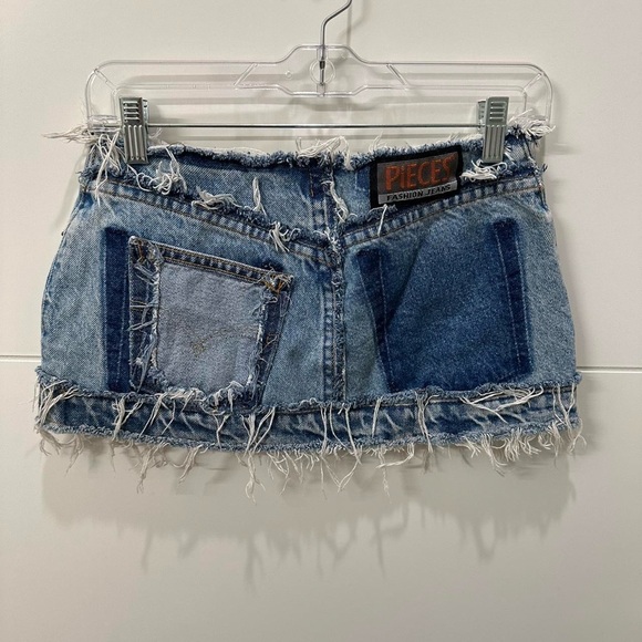 Vintage y2k denim ultra mini skirt by Pieces - Picture 4 of 7